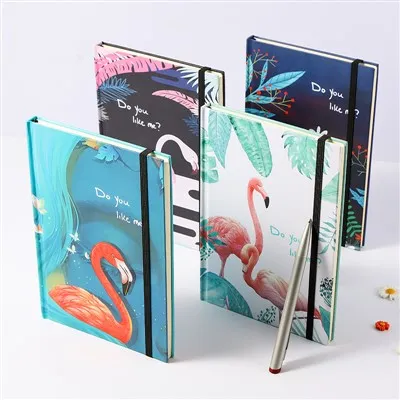 ハードカバーノートは通常何ページありますか?